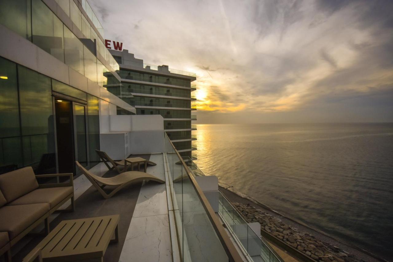 ホテル Batumi View Luxury エクステリア 写真